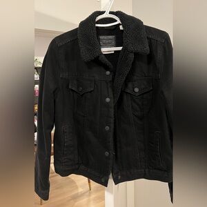 Levi's Black Denim Jacket with Sherpa Lining